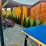 Osada Familia śmiechów *
